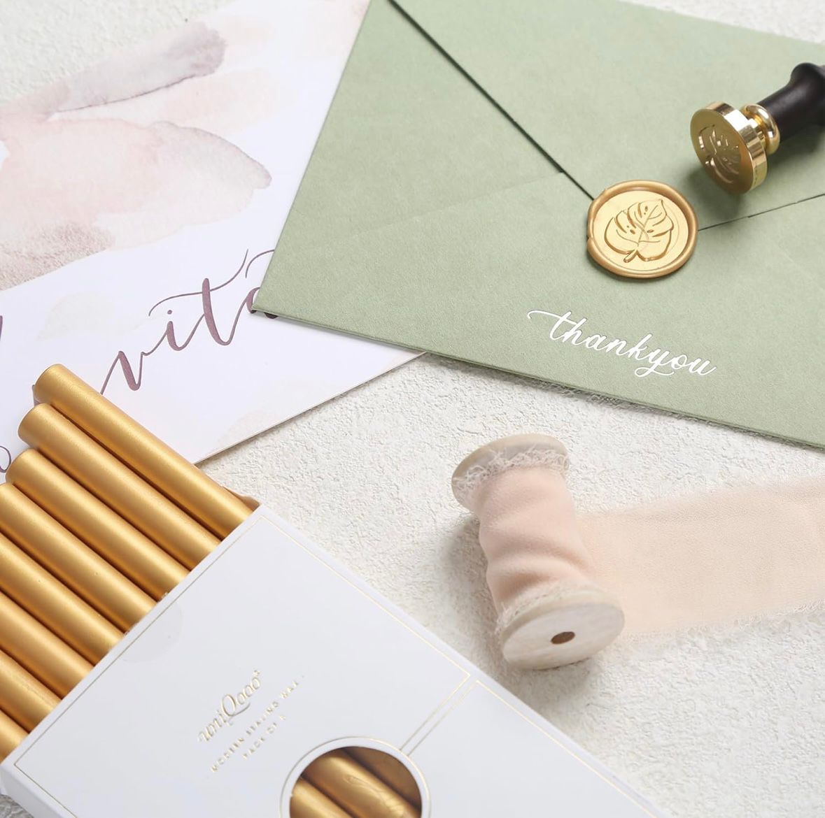 ROYAL GOLD | SEALING WAX STICKS (5 * ذهبي ملكي | عيدان شمع الختم (5 عيدان)