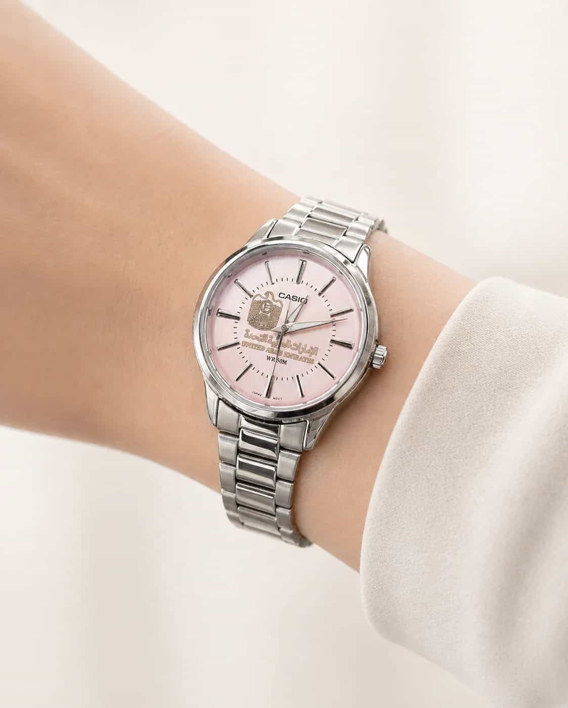 ساعات النسائية Women's watches