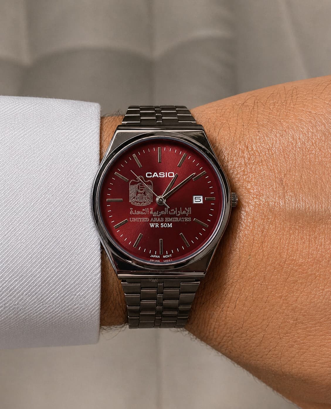 كاسيو سلفر – ميناأحمر  | إصدار الإمارات Casio Silver –Rea  Dial | UAE Edition