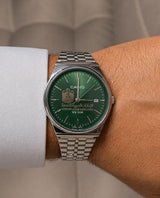 كاسيو سلفر – مينا أخضر | إصدار الإمارات
Casio Silver – Green Dial | UAE Edition