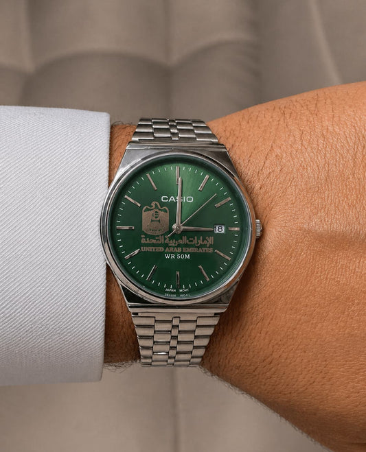كاسيو سلفر – مينا أخضر | إصدار الإمارات
Casio Silver – Green Dial | UAE Edition