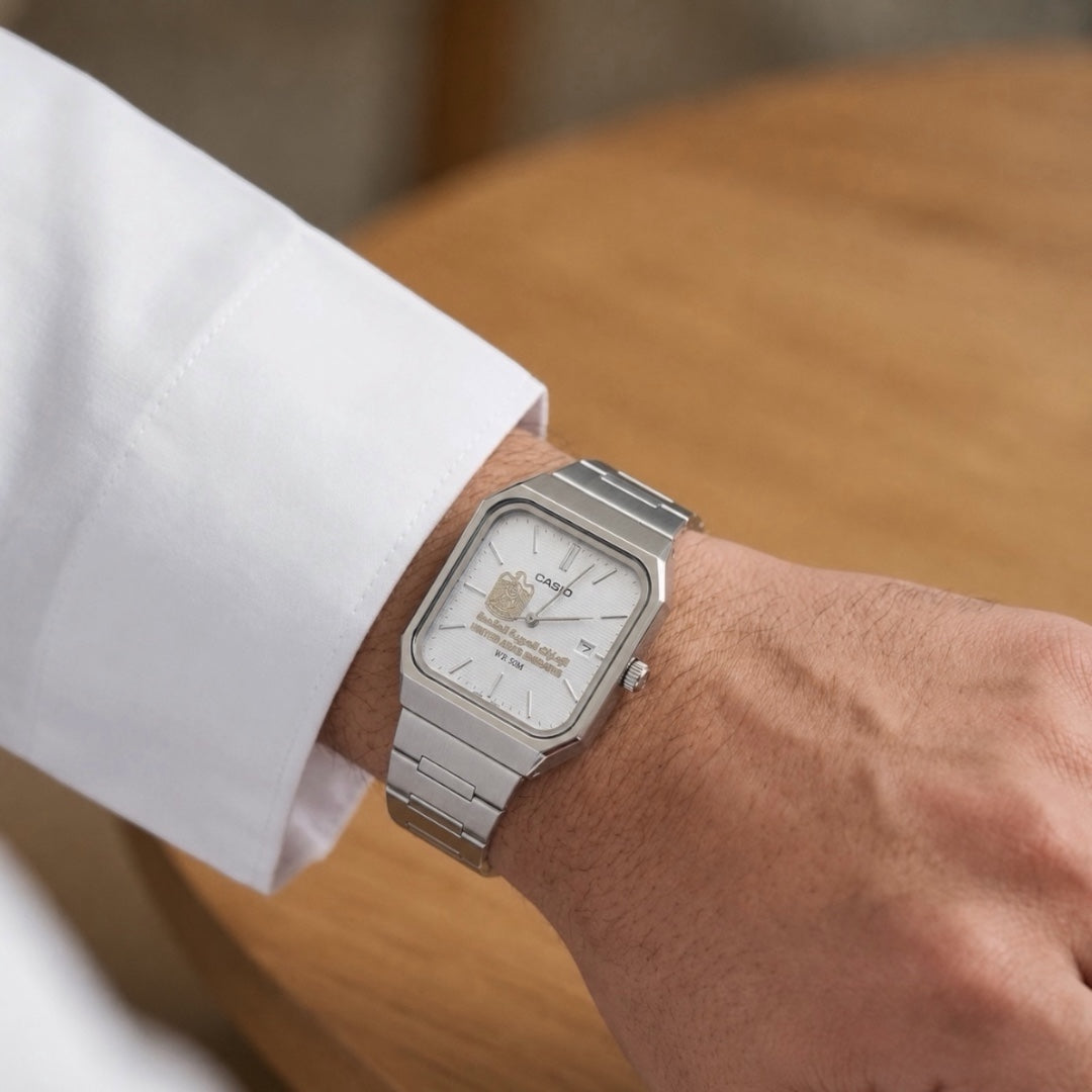 كاسيو لونا – أبيض لؤلؤي     Casio Luna – Pearl White Dial