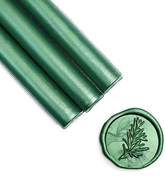 PINE GREEN | SEALING WAX STICKS (5 STICKSأخضر صنوبري | عيدان شمع الختم (5 عيدان)