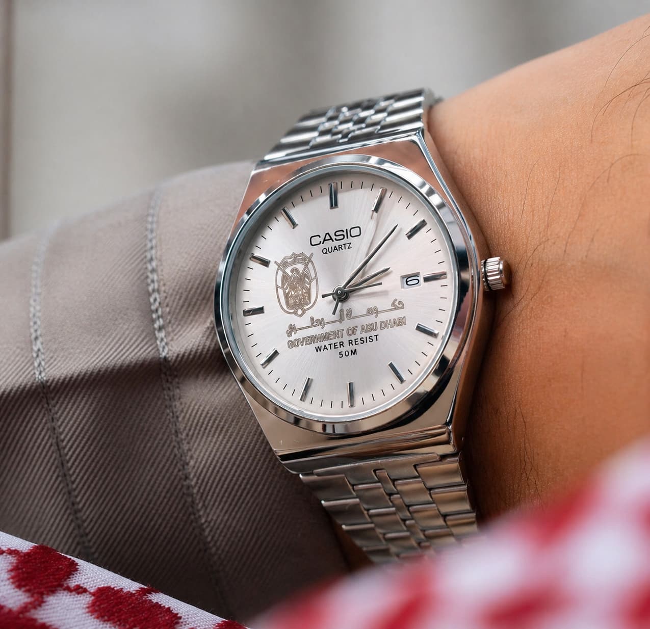 كاسيو سلفر – مينا أبيض | إصدار أبوظبي Casio Silver – White Dial | Abu Dhabi Edition