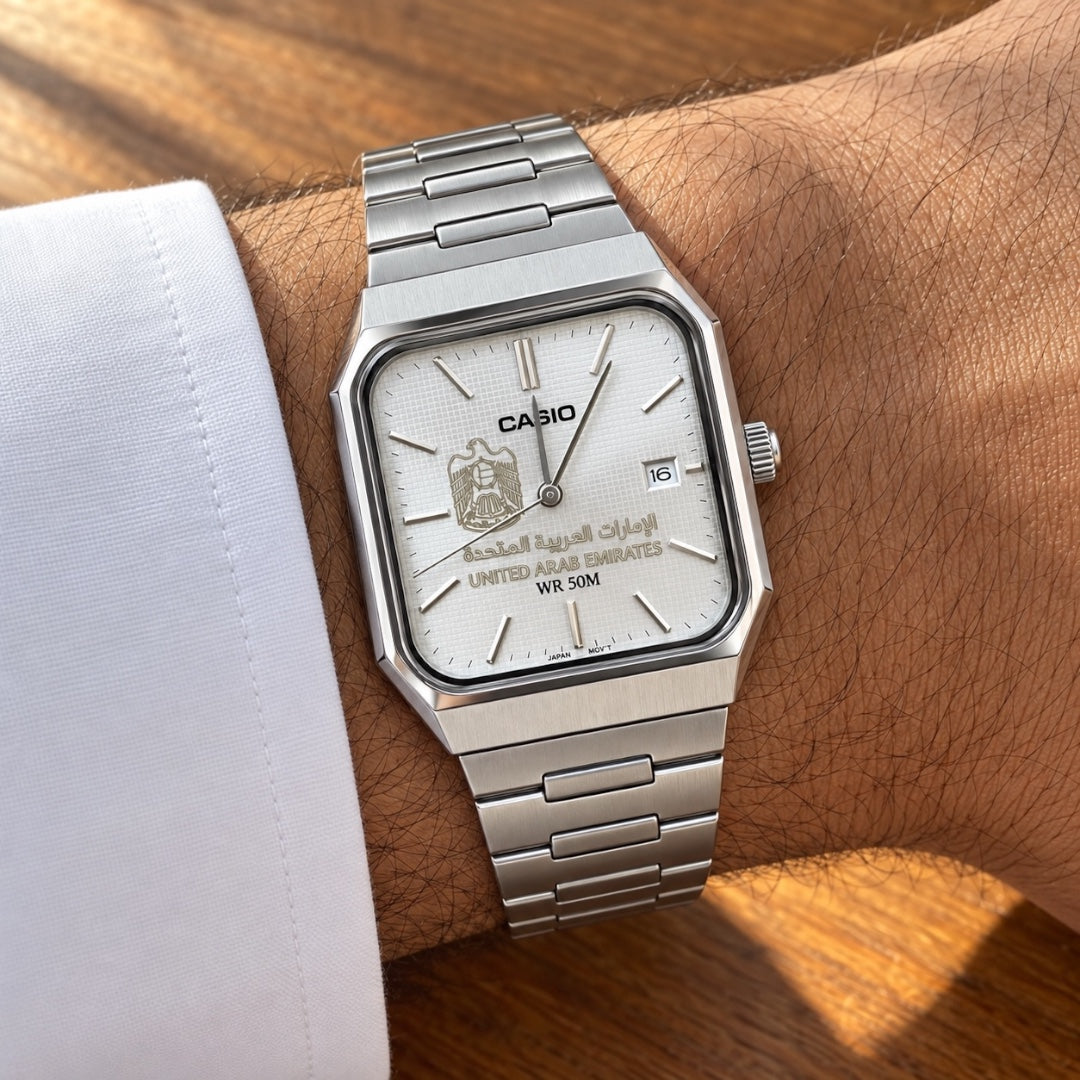 كاسيو لونا – أبيض لؤلؤي     Casio Luna – Pearl White Dial