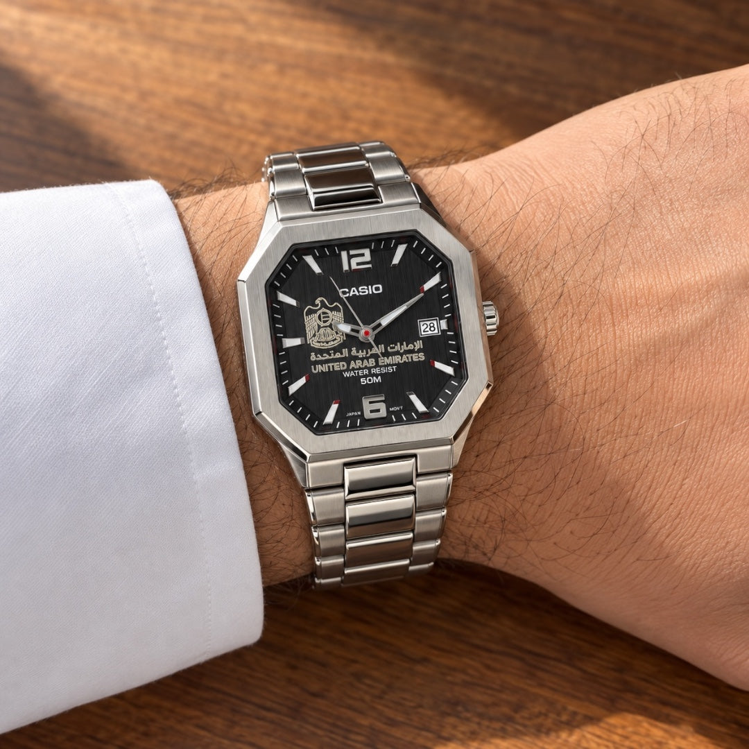 كاسيو أكتاغون سلفر – مينا أسود | تصميم الإمارات

English:
Casio Octagon Silver – Black Dial | UAE Edition