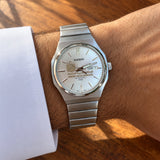 كاسيو بيرل – تصميم الإمارات | 1 فضي كلاسيكCasio Pearl – UAE Design | Classic Silver Dial