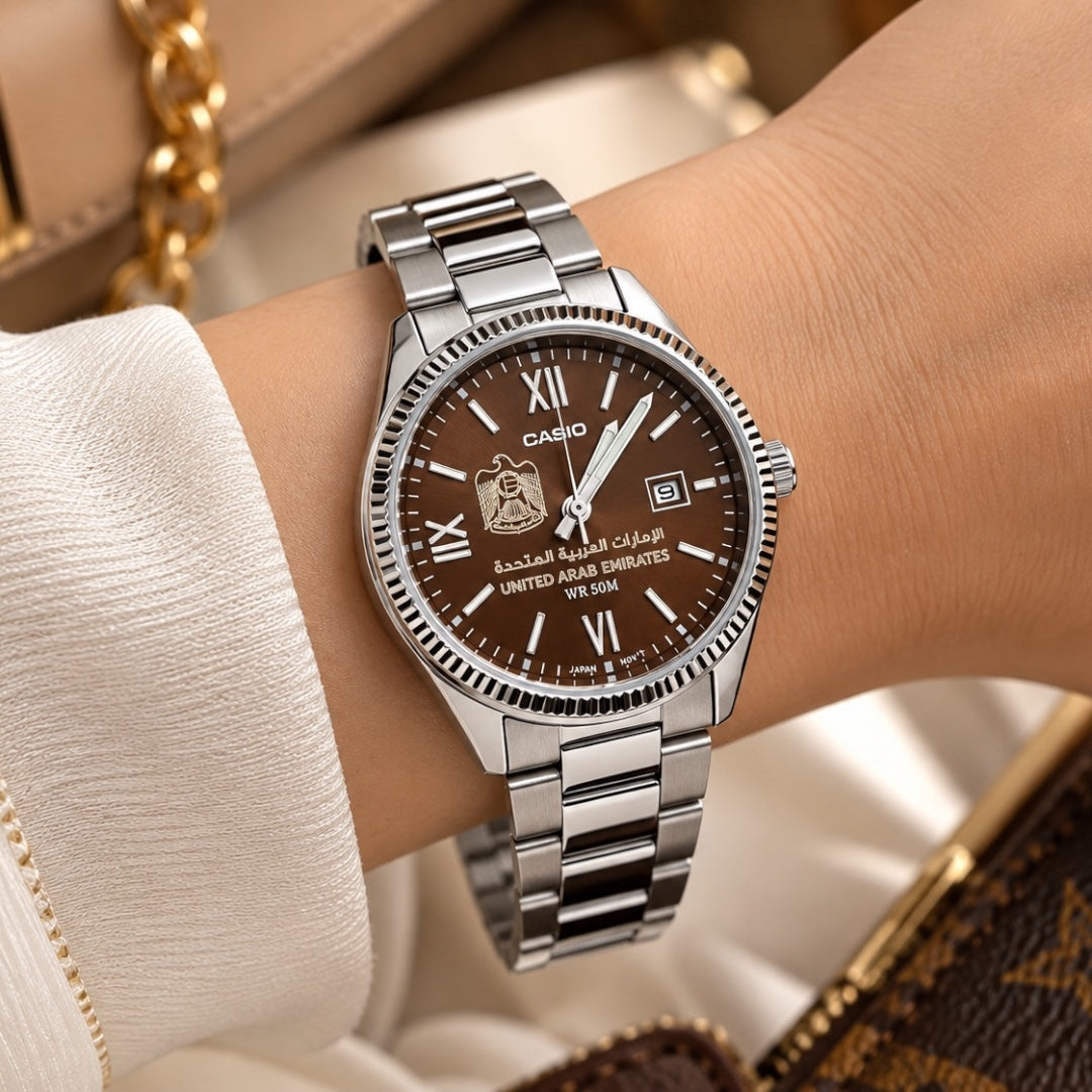 اسيو رويال كلاسيك سلفر – مينا بني غامق  | تصميم الإمارات

Casio Royal Classic Silver – Brown dark Dial | UAE Edition