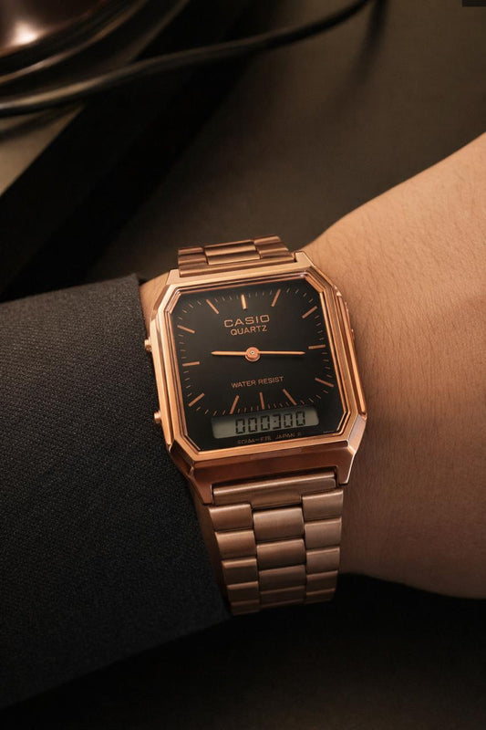 ساعة كاسيو كلاسيك مربعة بعقارب وشاشة رقمية – روز غولد بميناء أسود Casio Classic Square Dual Display Watch – Rose Gold with Black Dial