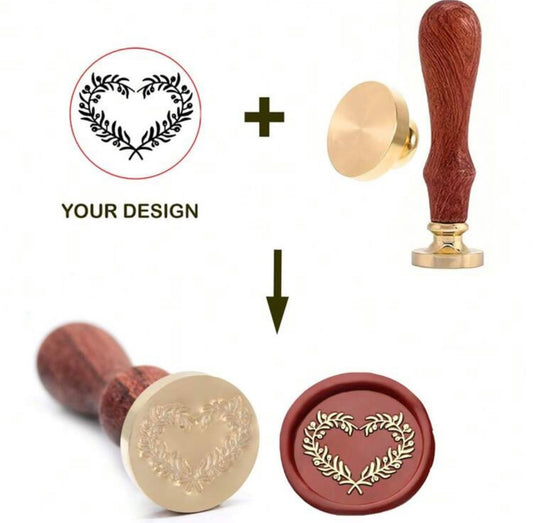 ختم شمع مخصص بالأحرف – مقبض خشبي أنيق | Wax Seal Stamp بحجم 2.5 سم
