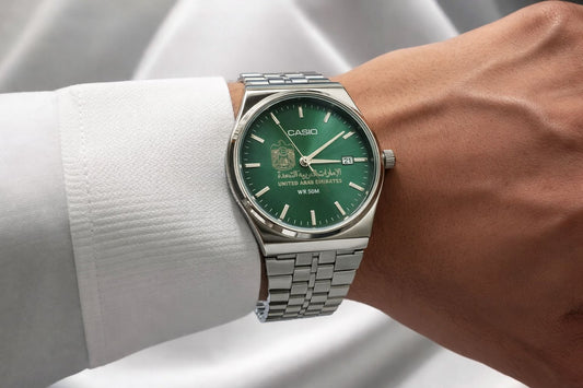 ساعة كاسيو سلفر – مينا  اخضر | إصدار  شعار الإمارات  Casio MTP-B145 Silver Watch – Green Dial | UAE Special Edition